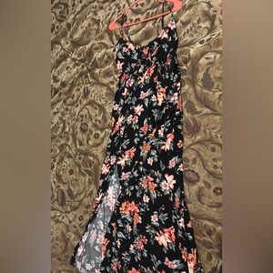 NWOT Ambiance Floral maxi Dress